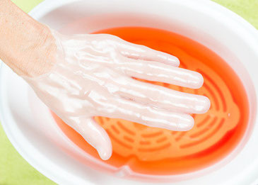 Paraffinbehandlung Hände